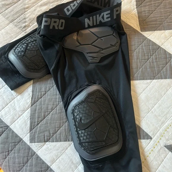 Nike Pro Black Compression Shorts with Gray Padding Football Girdle - Picture 6 of 8